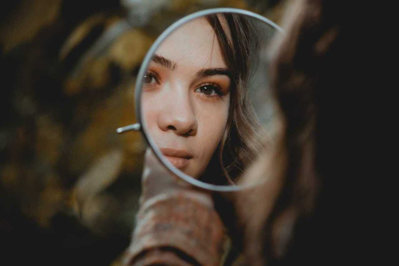 elisa-photography-tVEMwaR9XqI-unsplash (1)