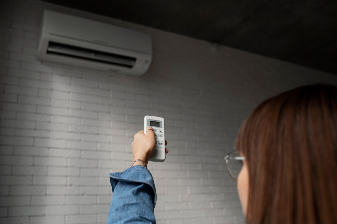 young-woman-using-home-technology (1)