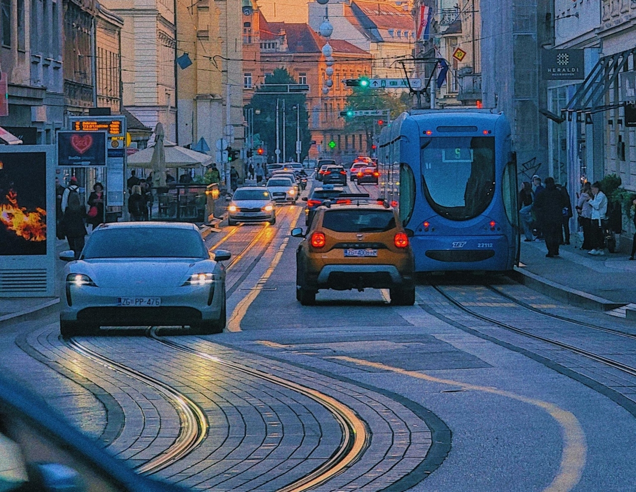 pexels-karl-k-432260693-30755969 (1)