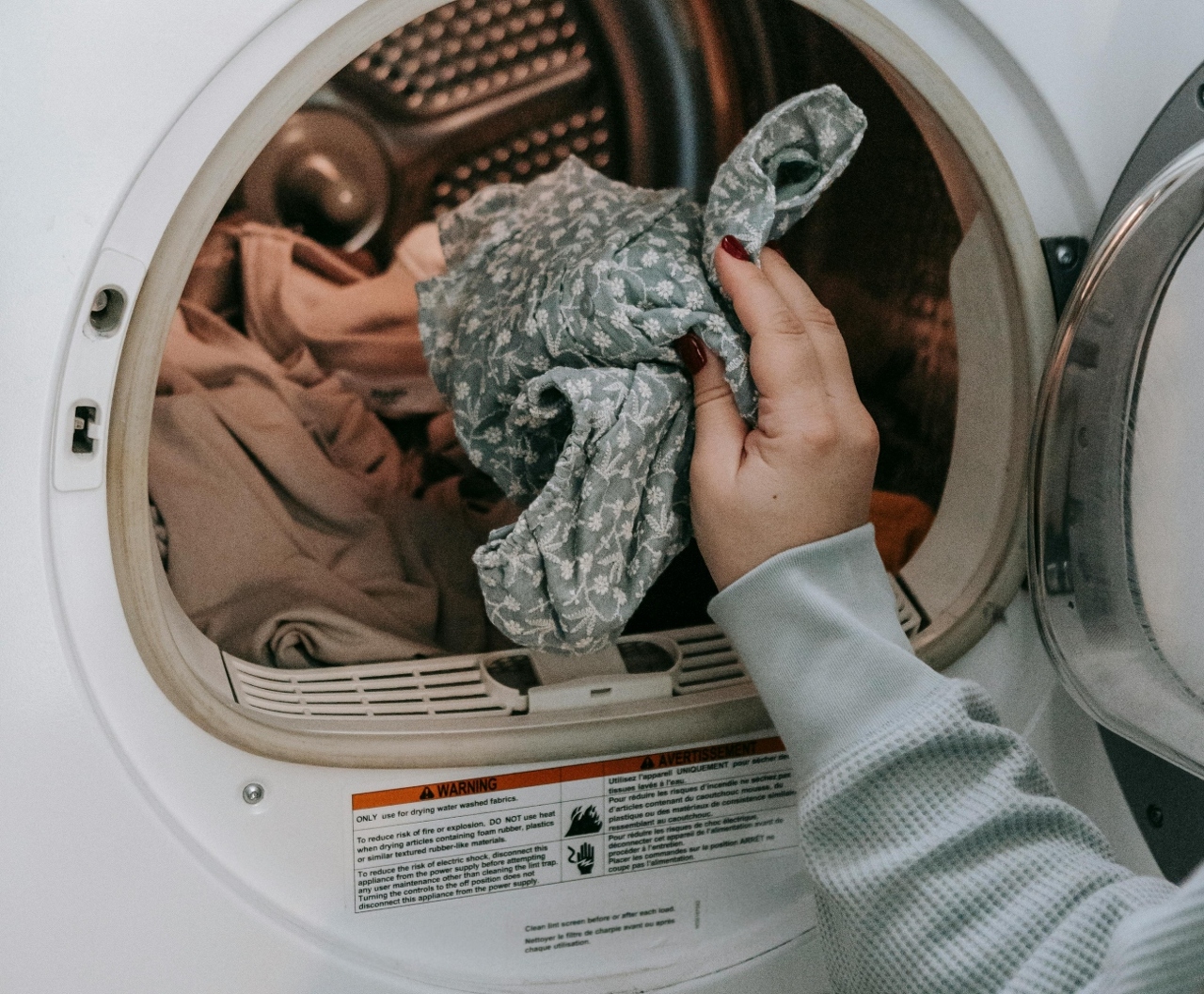 pexels-sarah-chai-7282378 (1)