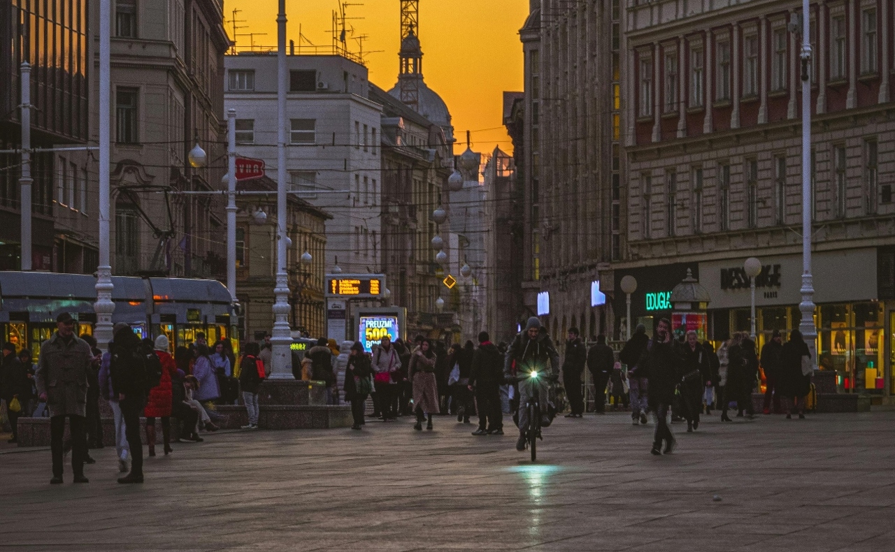 pexels-damir-30590745 (6) (1)