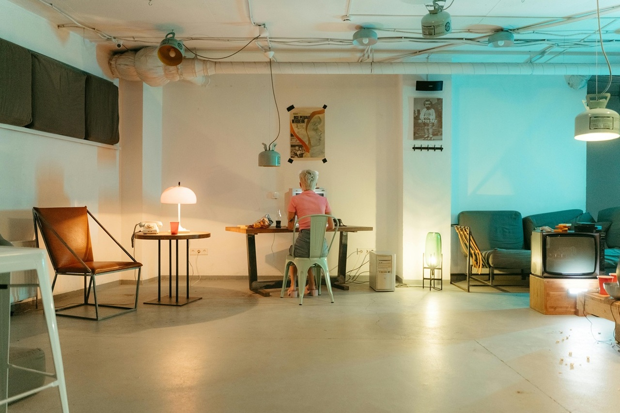 pexels-mart-production-8885414