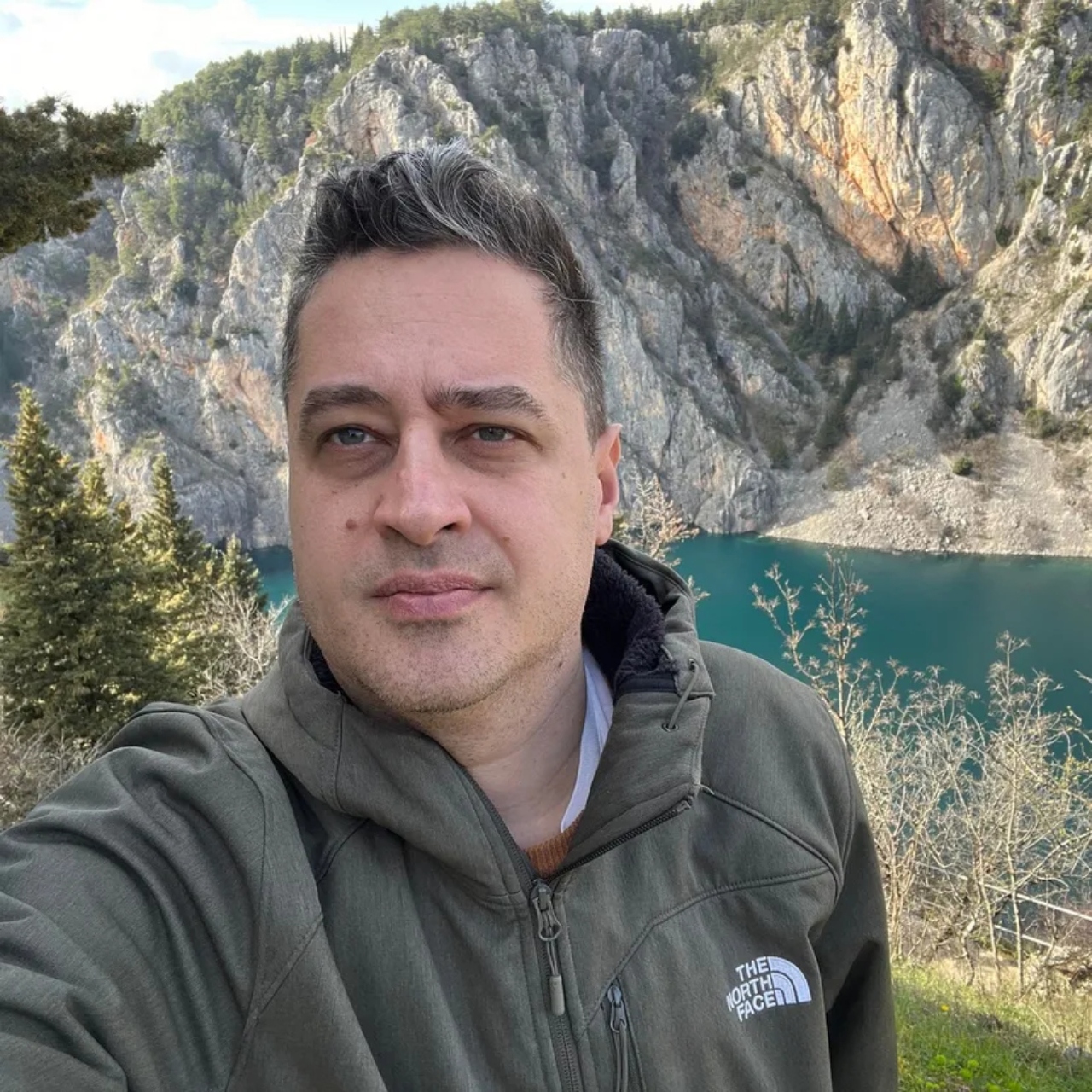 daniel-ercsey-10-694543-830x0