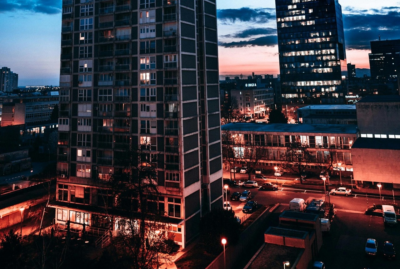 pexels-jonastogo-2655018