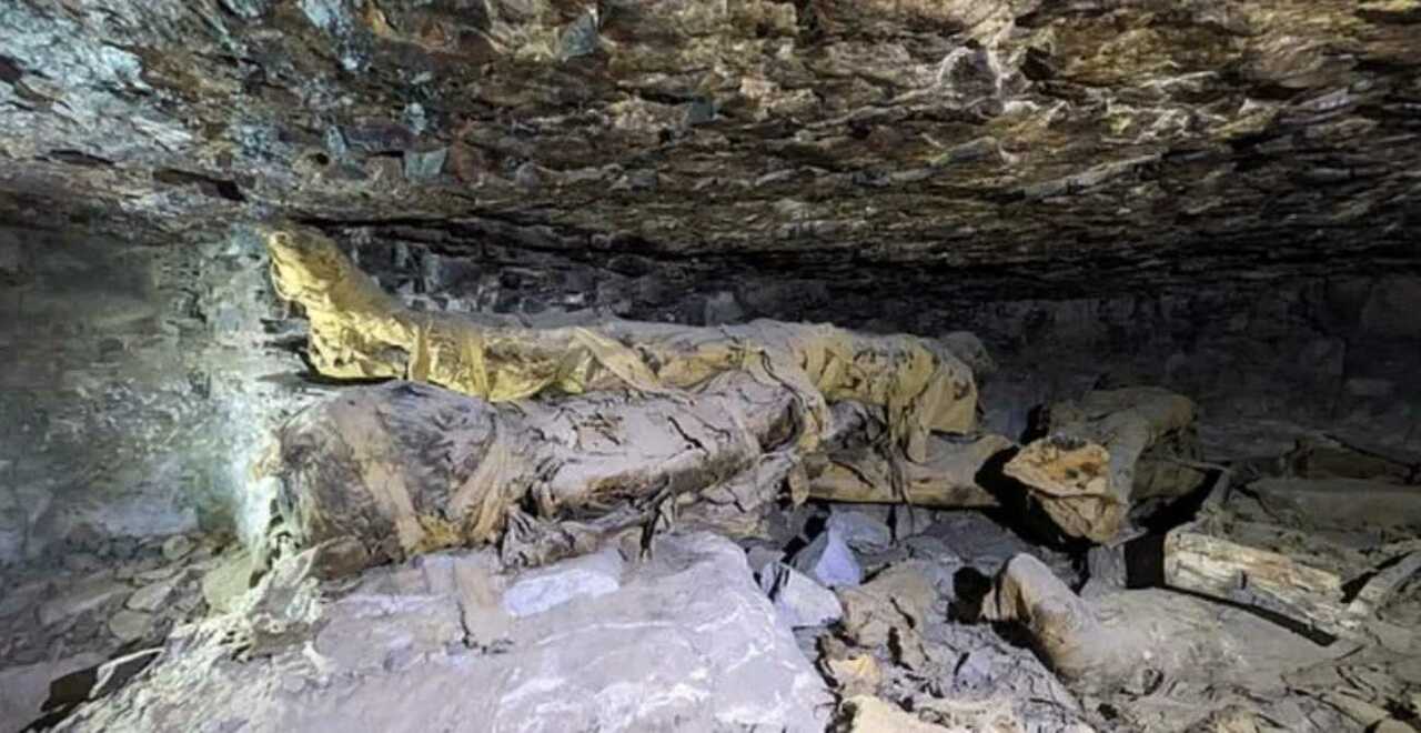 the-most-recent-excavation-saw-36-more-tombs-uncovered