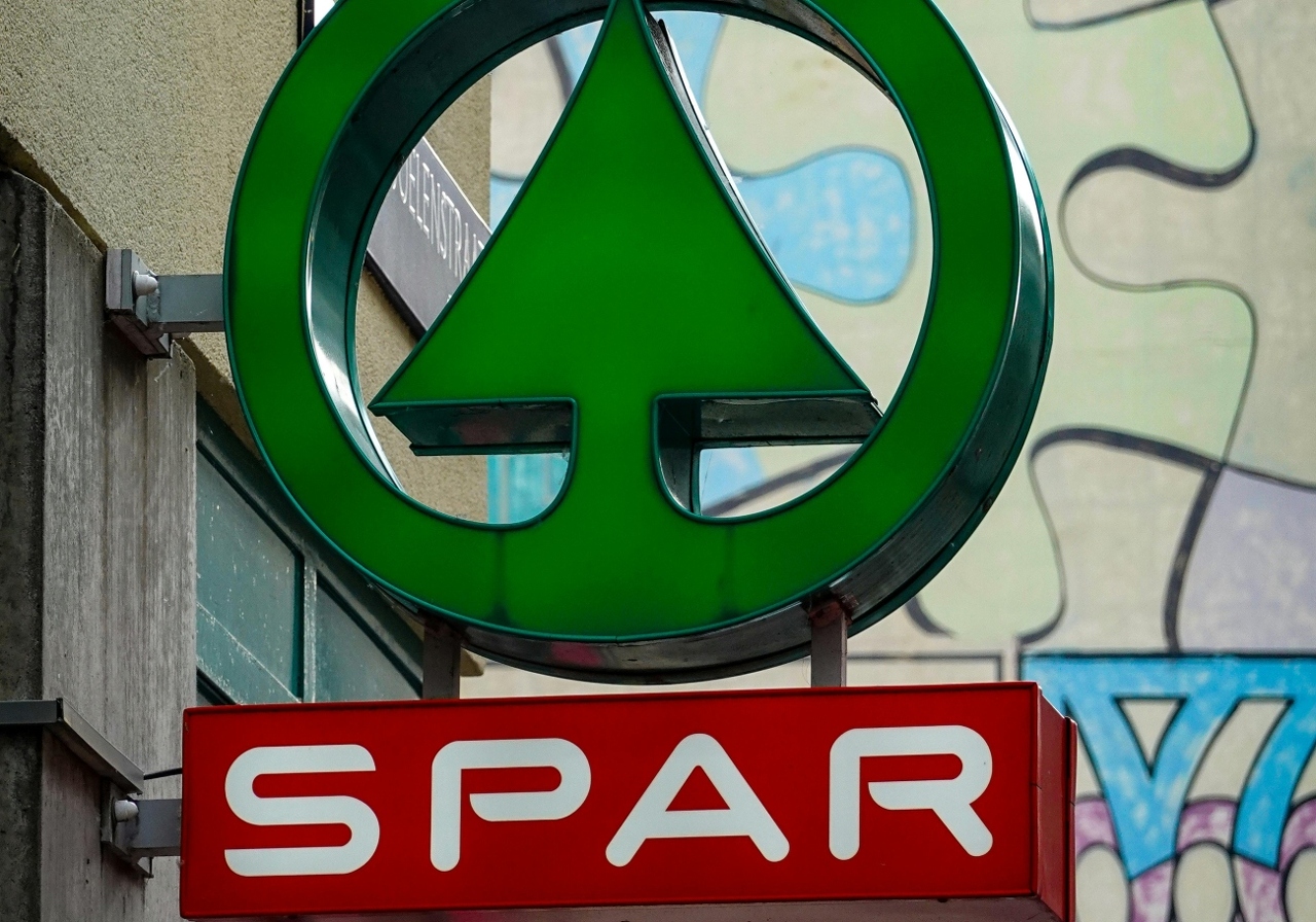 pexels-magda-ehlers-pexels-12705200 (2) (1)