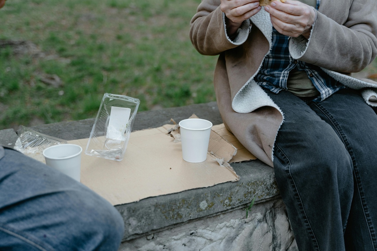 pexels-mart-production-8078377