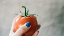 Trik iskusnih domaćica: Kako odabrati najbolji domaći paradajz i izbjeći bezukusne iz plastenika