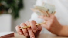 Svaki dan je sa strane stavljala 31 euro: Planira se umiroviti do 40., evo koliko je uštedjela