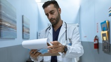 Došla je na pregled kod doktora, a kada je vidjela što joj raste u uhu sledila se: Bilo je zastrašujuće