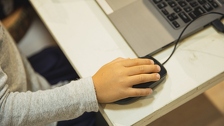 Bivši direktor Googlea poslao upozorenje: To je opasnije za djecu od društvenih mreža
