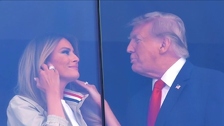 Video Donalda i Melanije naglo se proširio, ali iz krivih razloga: Normalno je da se naočale tope
