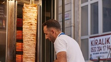 Zbog onog što su stavljali u kebab dobili kaznu od 580 tisuća eura: Mnogima će se zgaditi život