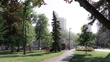 Šetala je parkom pa se zaledila kada je vidjela što se kreće travom: 