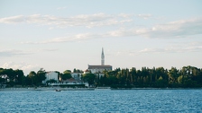 U ljetnim mjesecima ponovno divljaju cijene na moru: Jedan grad se posebno ističe kao skupa destinacija