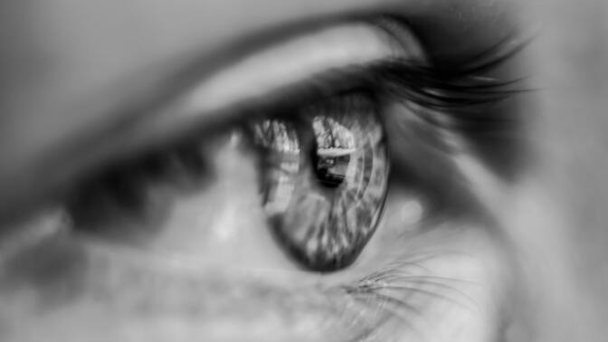 Milijarda ljudi na svijetu ima prezbiopiju! Čeka li nas sve staračka dioptrija poslije 45. godine života?