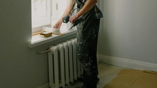 Stavio sam aluminijsku foliju iza radijatora i evo što se stvarno dogodilo i koliko topline i novca možete uštedjeti 