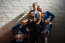 Plesna predstava u kojoj i tkanine plešu