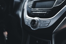 Mehaničari upozoravaju: Ovu pogrešku s klimom u automobilu ljeti radi većina vozača, a može vas skupo stajati