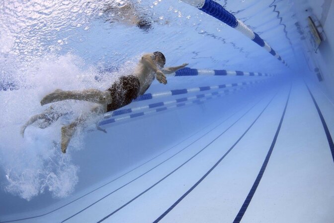 Mokre li profesionalni plivači i vaterpolisti u bazen?