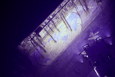 Morski istraživači na dubini od 5 km pronašli nešto što uopće ne bi trebalo biti tamo: Pogledajte natpis na njemu