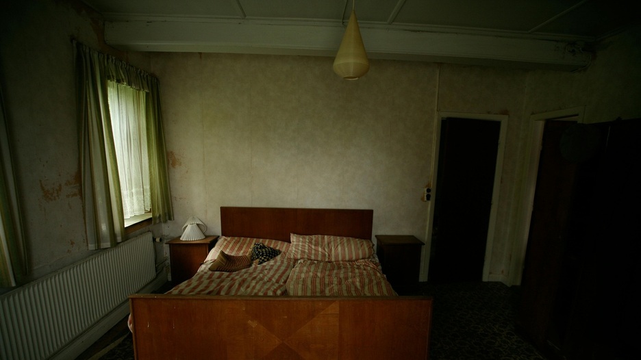 Obitelj kupila kuću blizu Karlovca, a tek mjesecima kasnije otkrila je zastrašujuću istinu: Pas je prvi osjetio užas