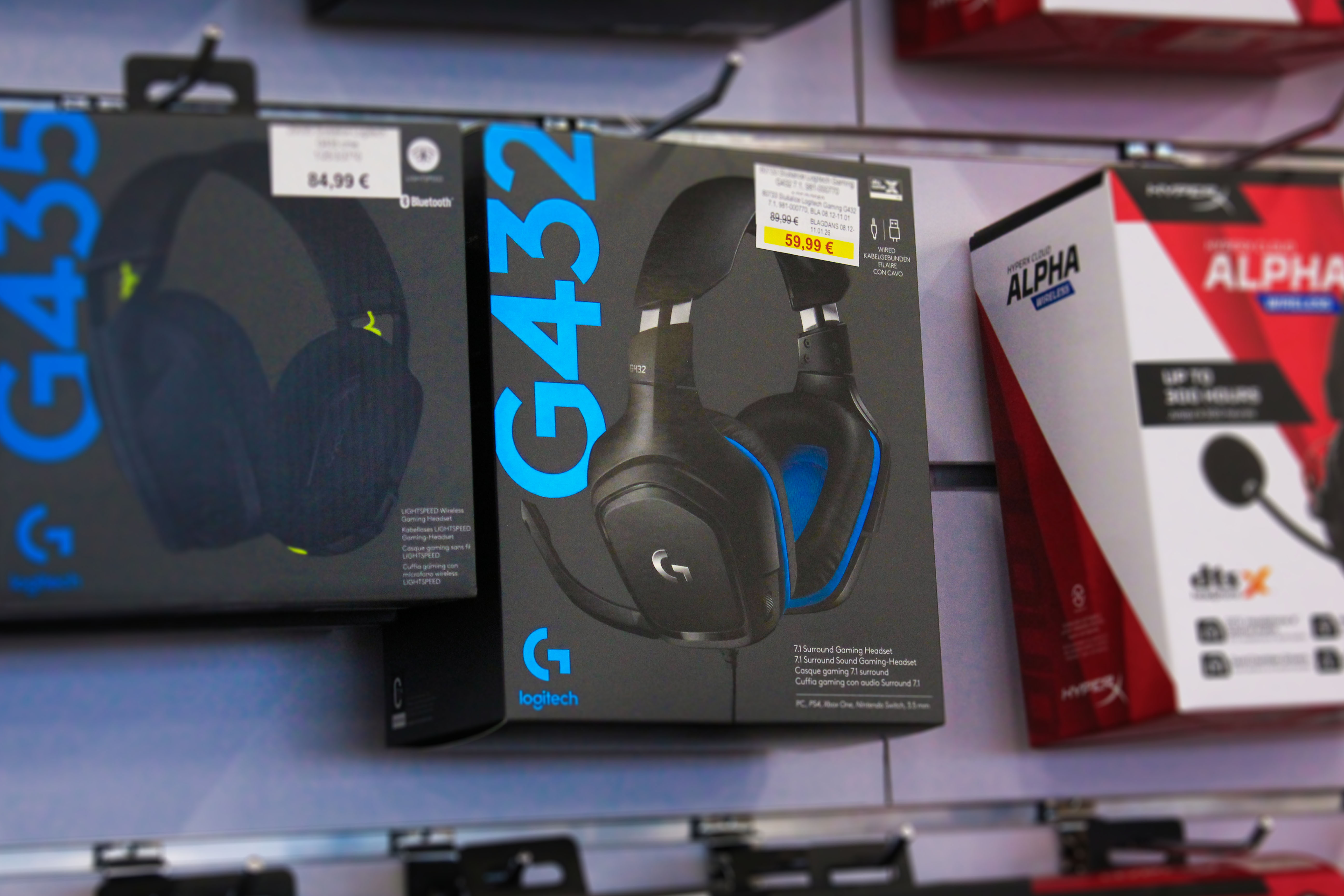 04 Logitech slušalice