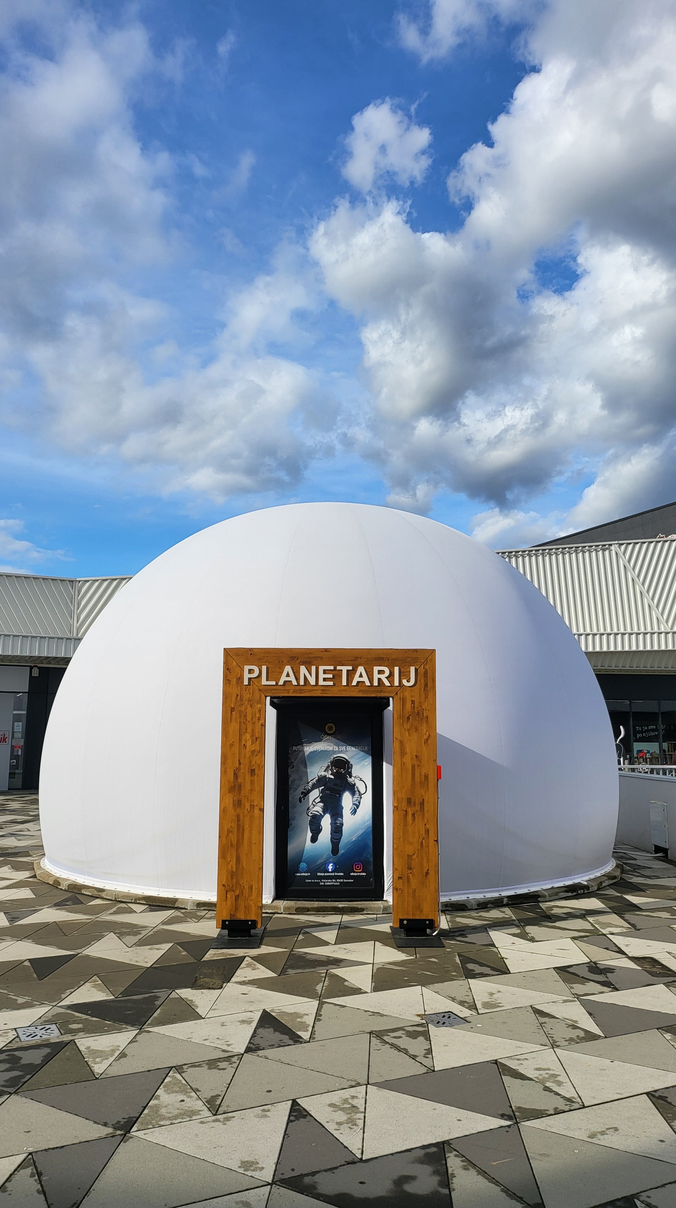 Planetarij u Z centru radno vrijeme nedjeljom